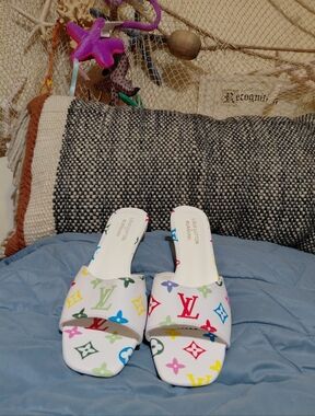 LV TM 6AM mules Sling Back Pumps Size 8.5